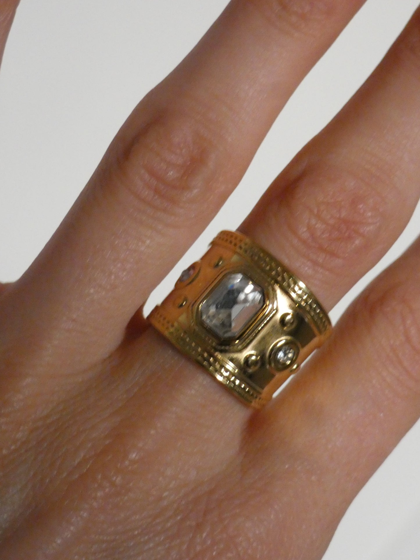 Anello Reza