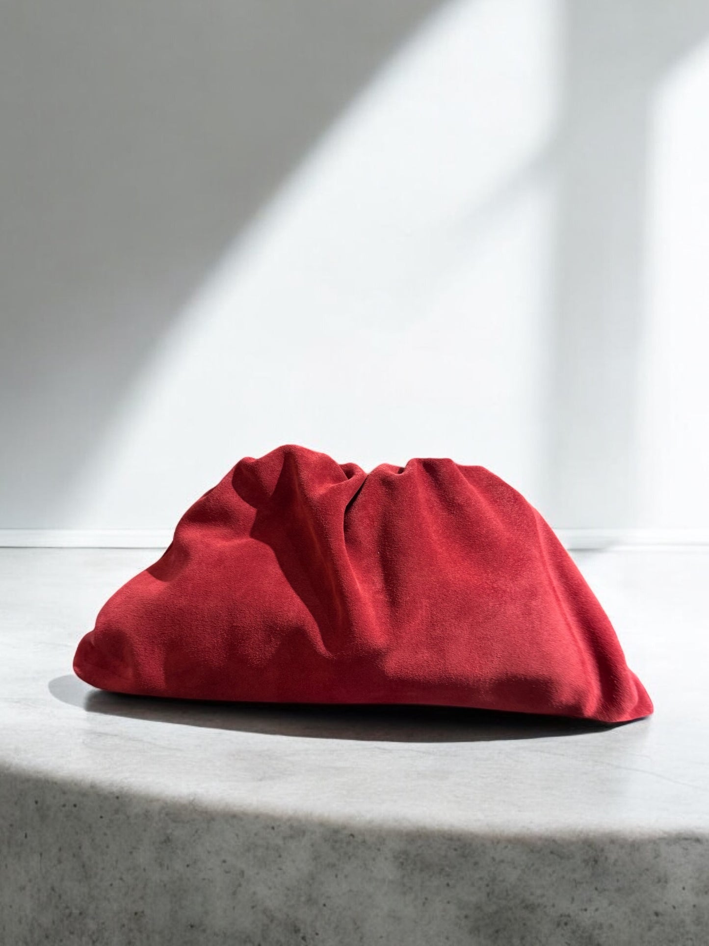 THE POUCH / Medium