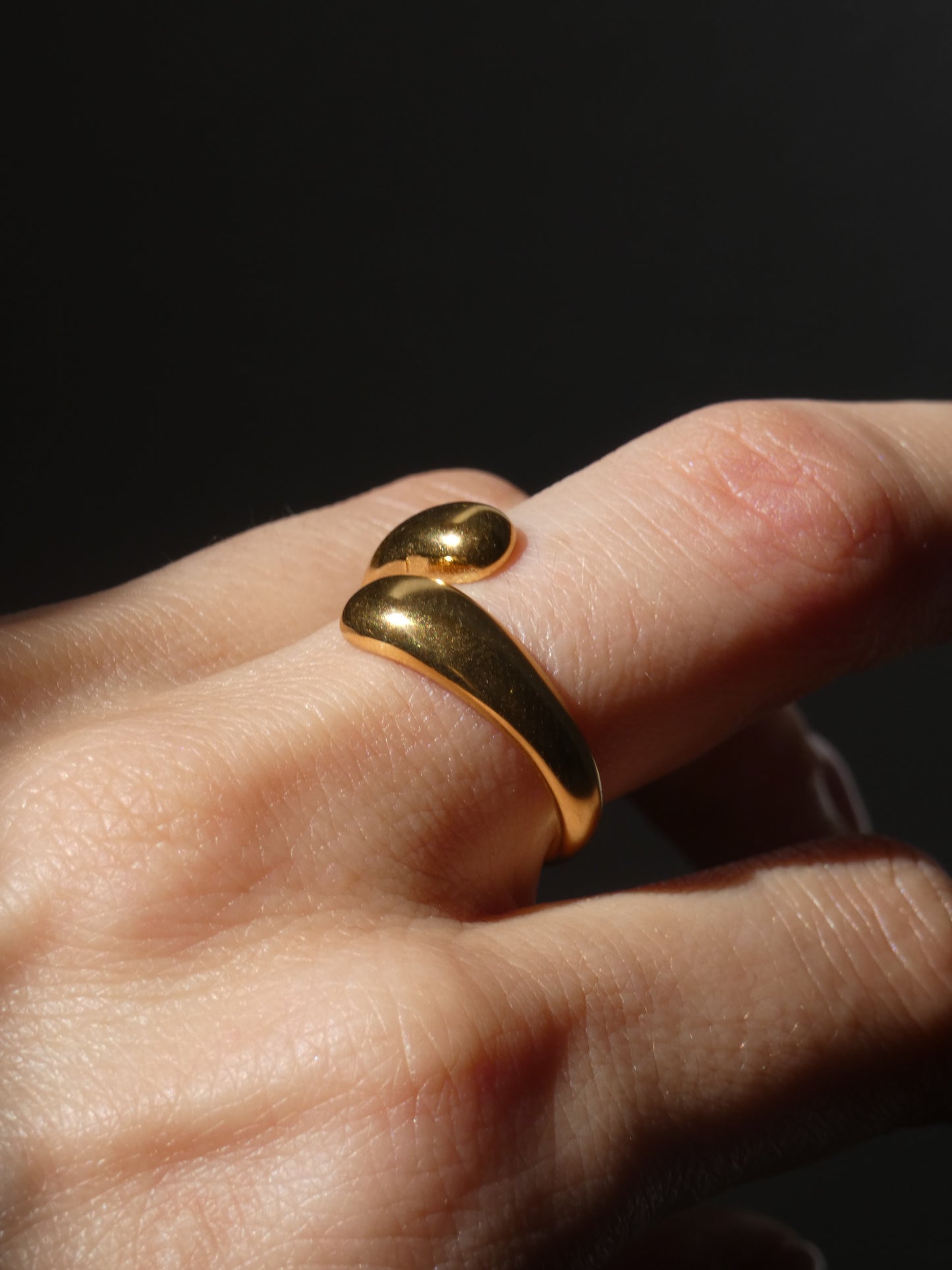 Anello Megan