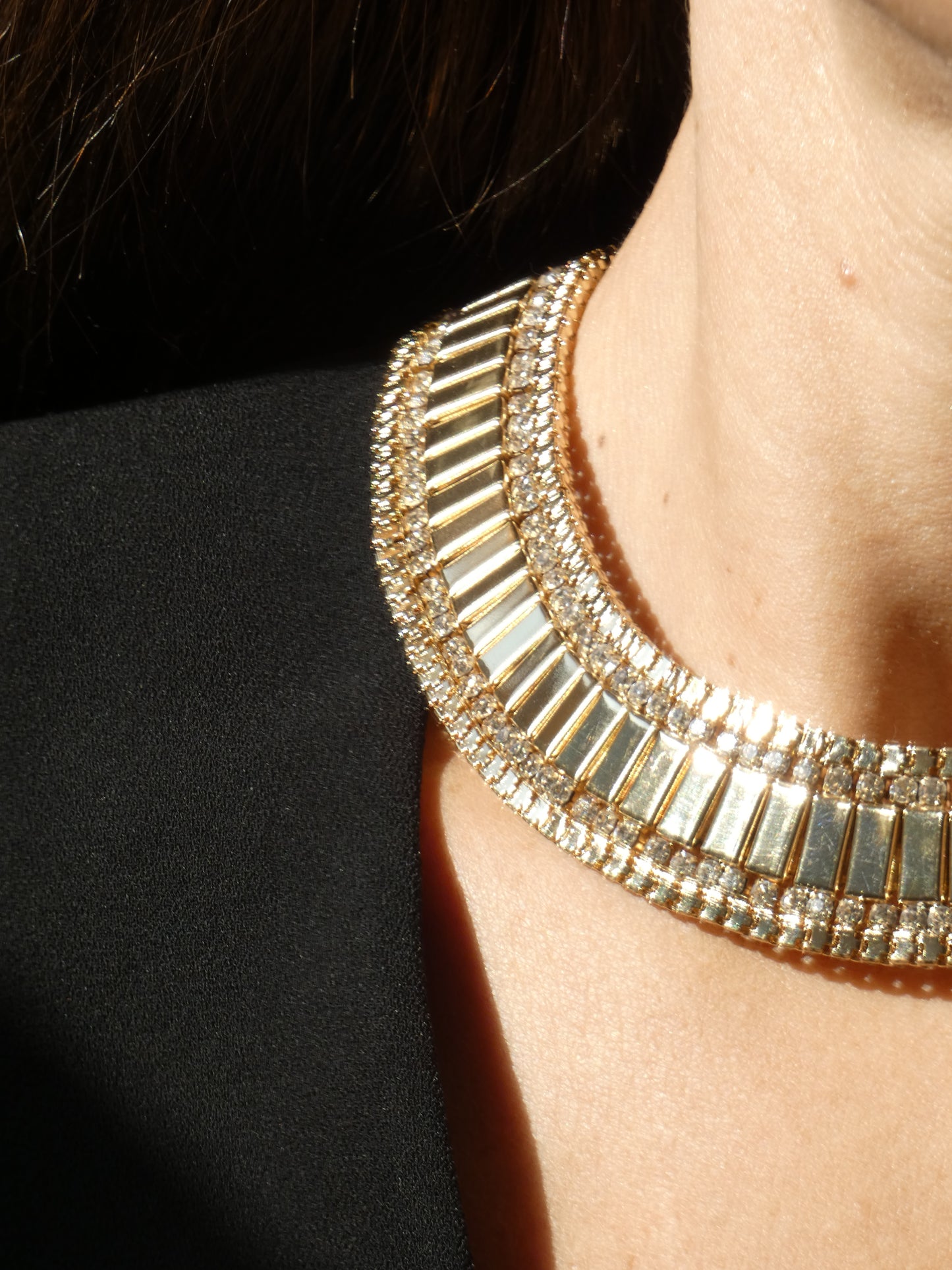 Collana Mut