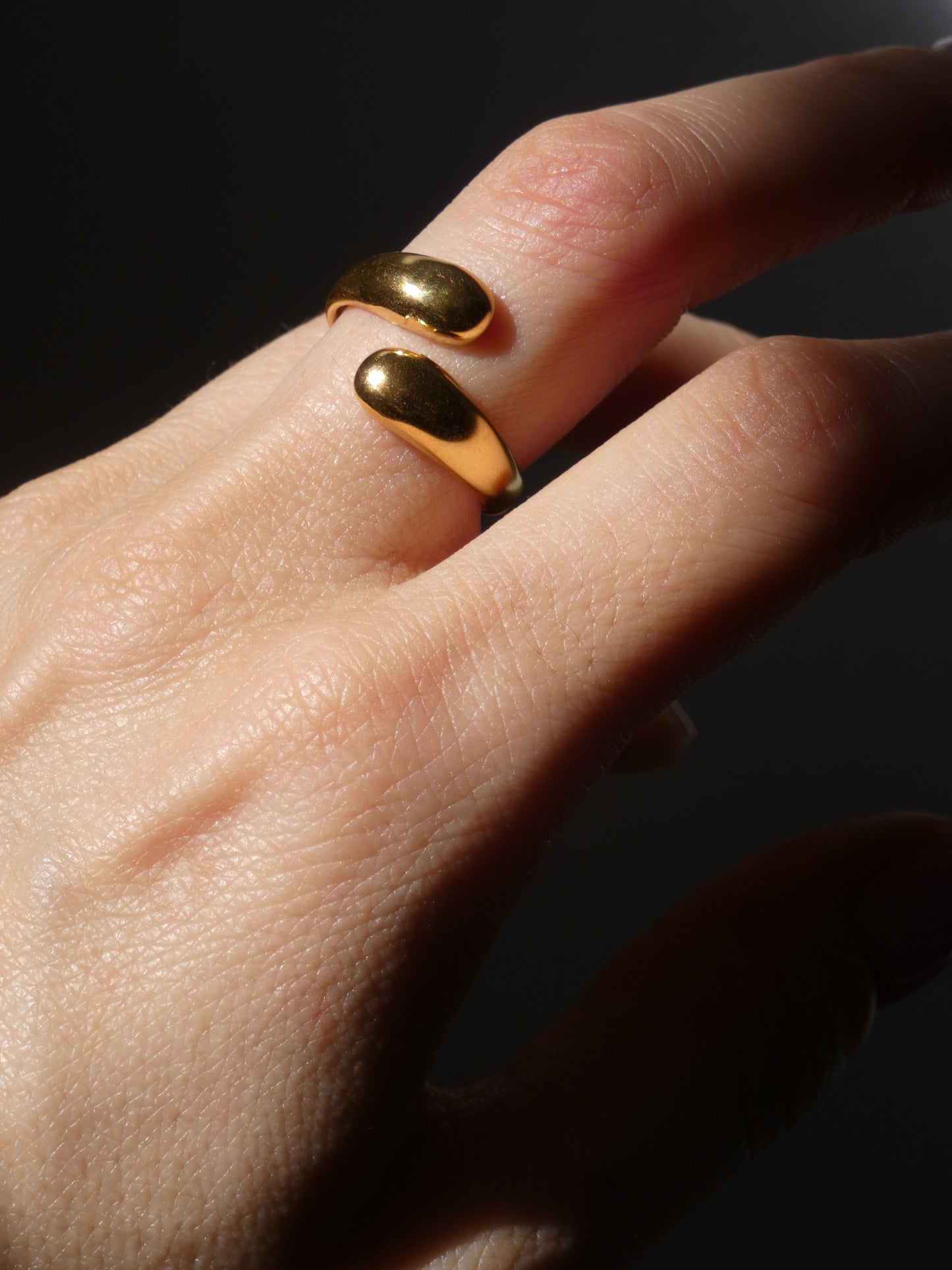 Anello Megan
