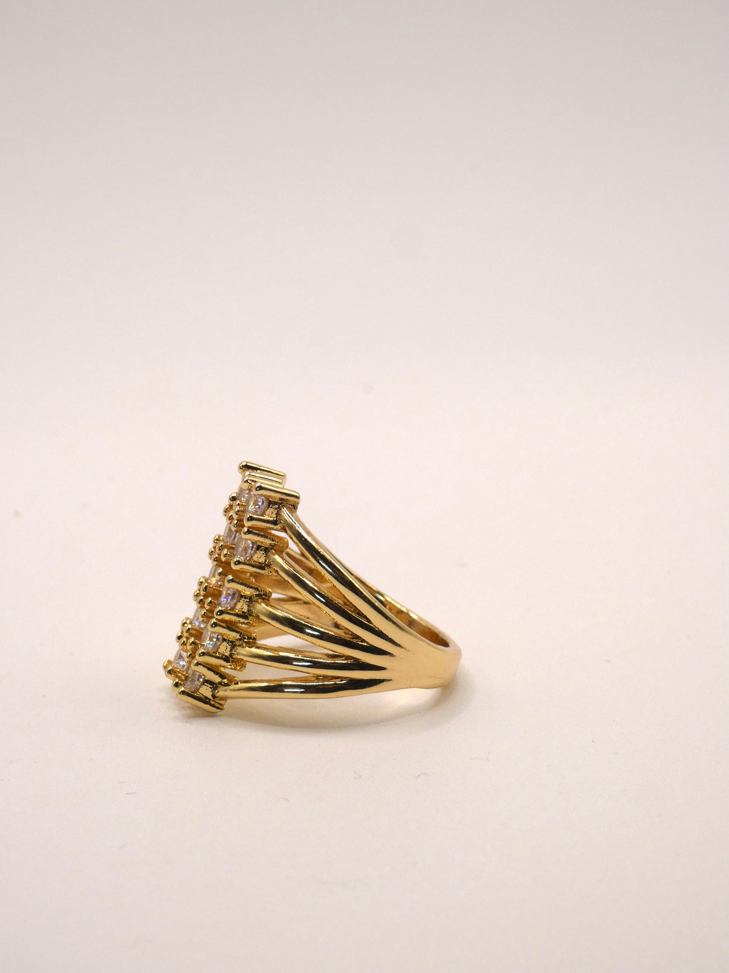 Anello Indin