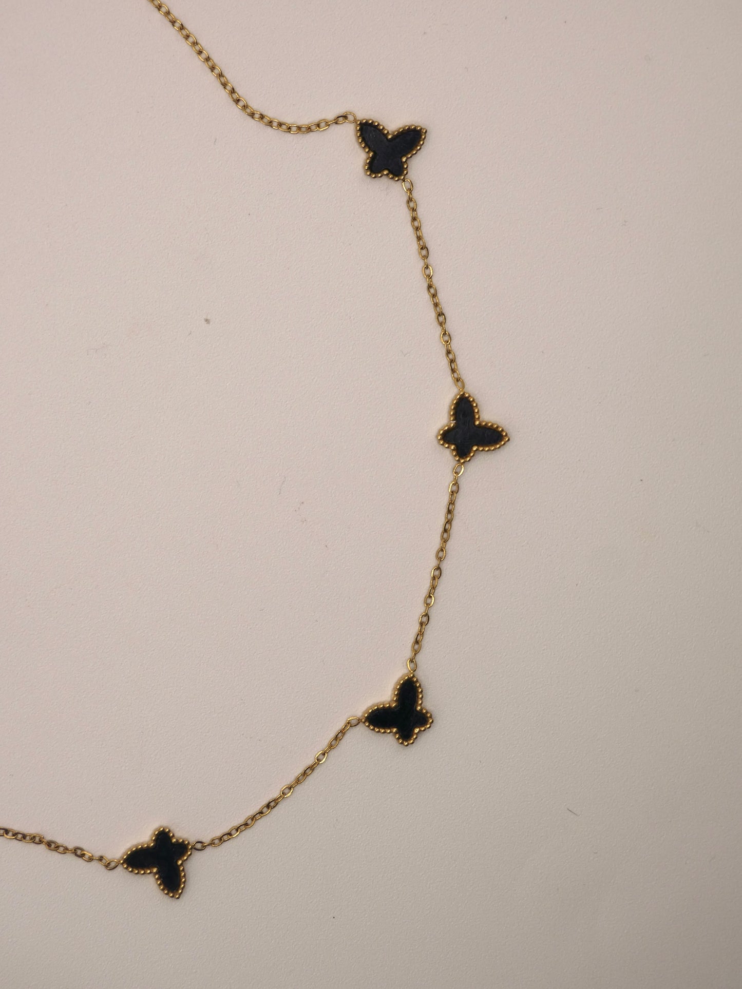 Collana Fly