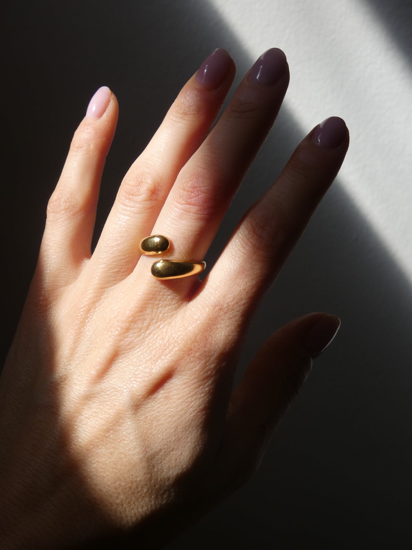 Anello Megan