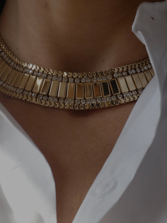 Collana Mut