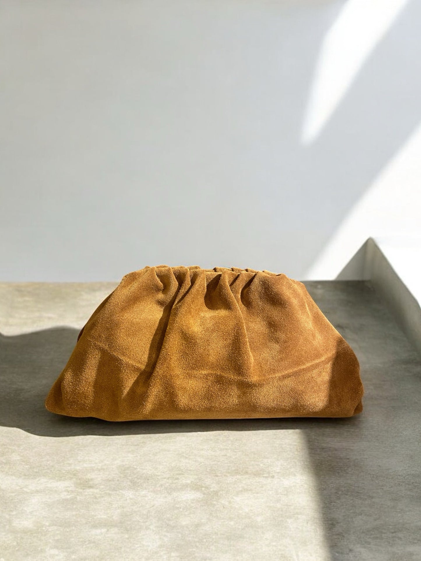 THE POUCH / Medium