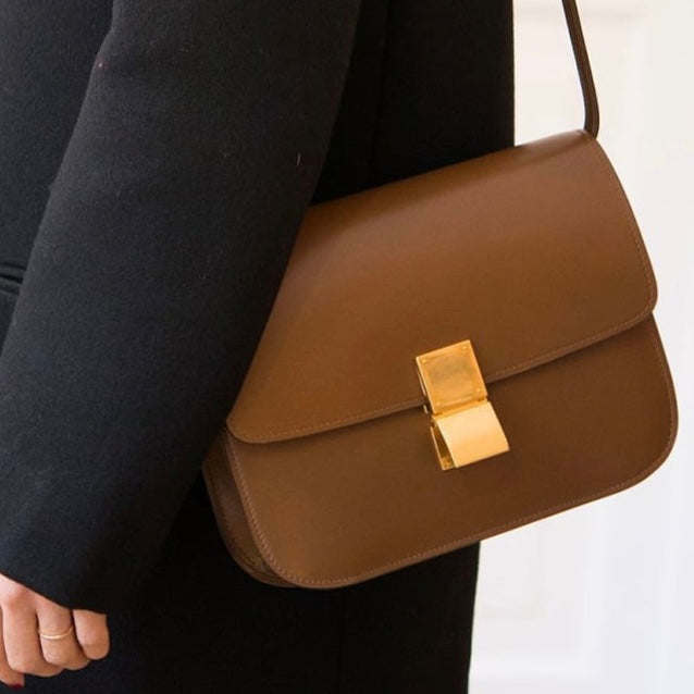 Borsa Élise